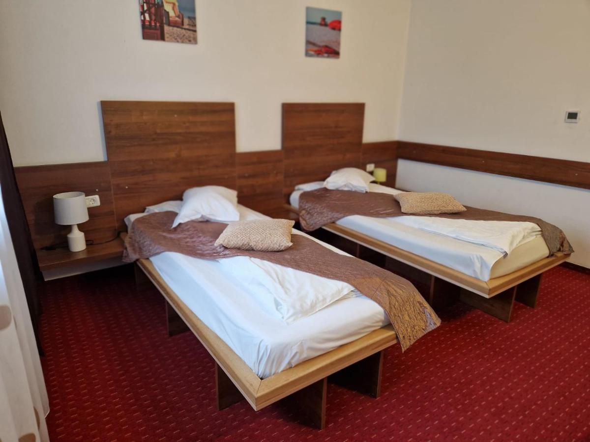 Pensiunea Carpe Diem Râmnicu Vâlcea Eksteriør billede