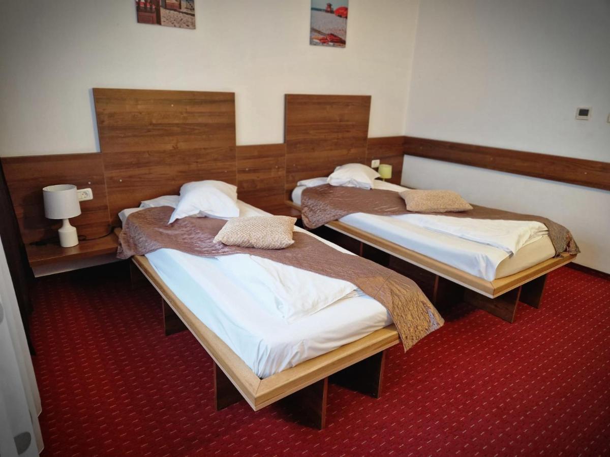 Pensiunea Carpe Diem Râmnicu Vâlcea Eksteriør billede